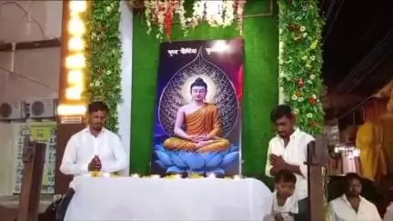 धर्माबाद: शहरात बुद्ध पोर्णिमेच्या अनुषंगाने भव्य धम्मज्योत रॅली संपन्न