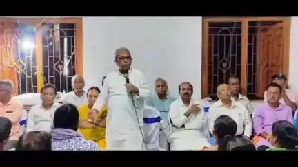 সবং: নওগাঁ গ্রাম পঞ্চায়েত এলাকায় তৃণমূল কংগ্রেসের সাংগঠনিক বৈঠকে উপস্থিত রাজ্যের মন্ত্রী ডঃ মানস রঞ্জন ভুঁইয়া