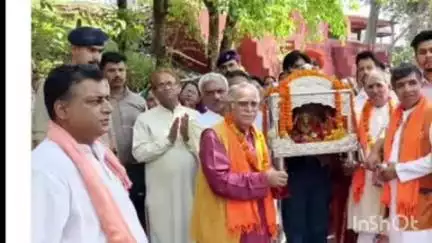रक्कड़: रकड़ के नरसिंह मंदिर में भगवान नरसिंह तथा माता स्वस्थानी का प्रकटोत्सव मनाया गया