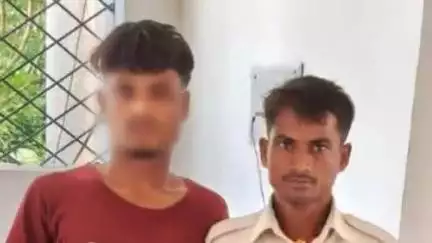 परसौनी: परसौनी थाना पुलिस ने हत्या के प्रयास के मामले में फरार आरोपी को गिरफ्तार किया