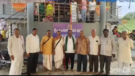 ನವಲಗುಂದ: ಪಟ್ಟಣದಲ್ಲಿ ಶಂಕರಾಚಾರ್ಯ ಮಠದ ಉತ್ಸವದಲ್ಲಿ ಶಾಸಕ ಕೋನರಡ್ಡಿ ಭಾಗಿ