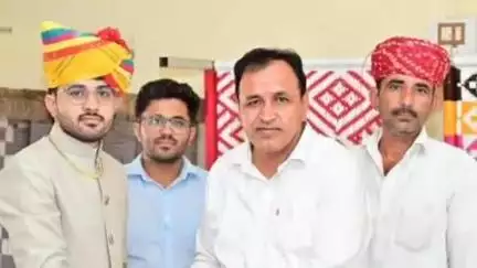 गुड़ामालानी: सांसद उम्मेदाराम बेनीवाल ने आडेल क्षेत्र का किया दौरा, आमजन से हुए रूबरू