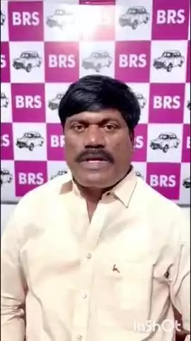 నర్సంపేట: నర్సంపేటమాజీఎమ్మెల్యే సోషల్ మీడియాలోవీడియోనువిడుదలచేశారు. రామప్ప సరస్వతి విగ్రహం చేసే కుట్రను విరమించుకోవాలనిఅన్నారు