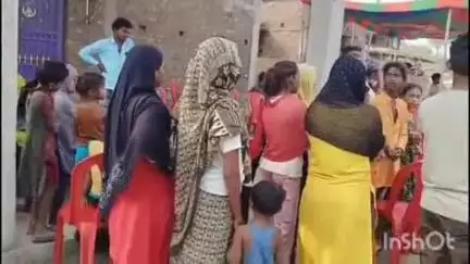 कोटवा: कोटवा थाना के बथना सिरिसिया में सोमवार रात आई आंधी में घर पर पेड़ गिरने से 8 वर्षीय बच्चे की हुई मौत