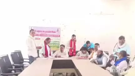 हरिहरगंज: पीपरा प्रखंड कार्यालय में केसीसी ऋण माफी और आवेदन के लिए शिविर का आयोजन