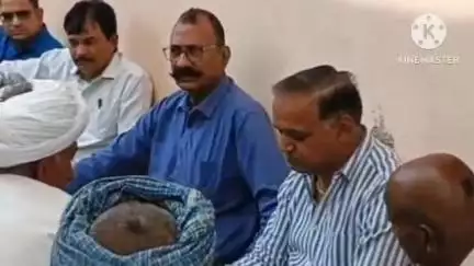 भूपालसागर: गांव कांकरवा निवासी श्रमिक की मौत पर भावल सिंथेटिक्स ने पेश की मिसाल, परिवार को ₹12 लाख मुआवजा और नौकरी दी