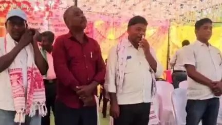 कुरडेग: हेठमा ढाकाटोली में बाइबल क्लास का आयोजन किया गया, विधायक भूषण बाड़ा हुए शामिल