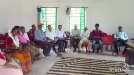 कुचाई: सिनी टाटा ट्रस्ट द्वारा कुचाई प्रखंड संसाधन केंद्र में एक दिवसीय प्रशिक्षण कार्यक्रम का किया गया आयोजन