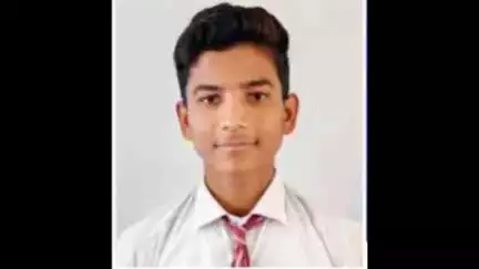 प्रतापपुर: प्रीमियर अकादमी प्रतापपुर के बच्चों ने सीबीएसई 10वीं बोर्ड परीक्षा में शत-प्रतिशत परिणाम हासिल किया