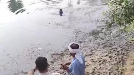 नईगढ़ी: देवरी सेग़रान गांव निवासी 17 वर्षीय लव तिवारी का शव तीसरे दिन रीवा राजघाट बीहर नदी से हुआ बरामद