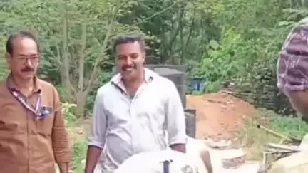 തലപ്പിള്ളി: വടക്കാഞ്ചേരി പോലീസ് പിടികൂടിയ 12 ലക്ഷത്തോളം രൂപയുടെ പുകയില ഉൽപന്നങ്ങൾ കുമ്പളങ്ങാട് മാലിന്യ കേന്ദ്രത്തിൽ നശിപ്പിച്ചു