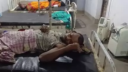 बोआरीजोर: दाढ़ी घाट के पास टेम्पो पलटने से 3 लोग हुए घायल