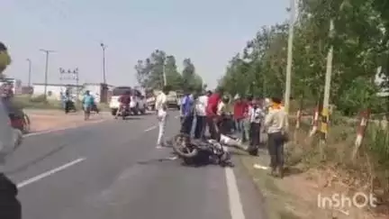संझौली: बिक्रमगंज सासाराम पथ पर संझौली थाना क्षेत्र के बैरी पेट्रोल पंप के पास पीकअप ने बाइक में मारी टक्कर, बाइक चालक की मौत