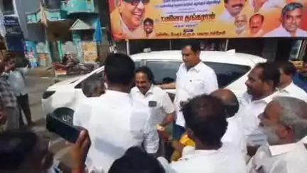 குடவாசல்: கொரடாச்சேரியில் ஆவின் பாலகம் மற்றும் தாட்கோ மூலம் கரவை மாடு வழங்கும் திட்டத்தை அமைச்சர் மனோ தங்கராஜ் தொடங்கி வைத்தார்