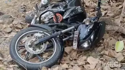 कळंब: जोडमोहा मार्गावर बेवारस स्थितीत आढळल्या दोन दुचाकी