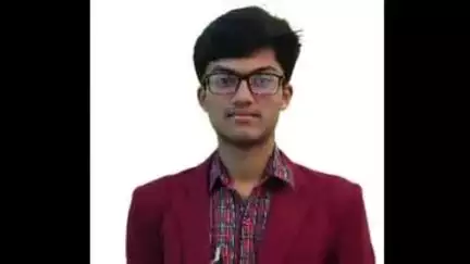 वाना बीघा गांव के अभ्युदय शर्मा ने सीबीएसई बोर्ड की 12वीं की परीक्षा में 497 अंक हासिल कर क्षेत्र का नाम किया रोशन