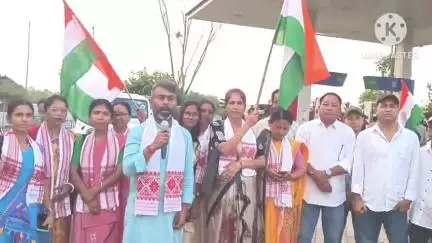 টিয়ক: নকচাৰীত অপাৰেচন সিন্দুৰৰ সফলতাৰ বাবে ত্ৰিৰংগা যাত্ৰা বাহিৰ, বিধায়ক ৰূপজ্যোতি কুৰ্মীৰ অংশগ্ৰহণ #OperationSindoor