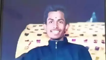 राऊ: नेहरू नगर में युवक ने फांसी लगाकर की आत्महत्या, कारण अज्ञात, राऊ पुलिस ने मामला दर्ज किया
