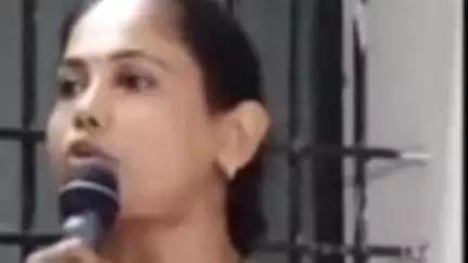 ಬೆಳ್ತಂಗಡಿ: ಮುಸ್ಲಿಂ ಸಮುದಾಯದ ಬಗ್ಗೆ ಅಪಮಾನಕಾರಿ ಭಾಷಣ: ಬೆಳ್ತಂಗಡಿಯಲ್ಲಿ 
ಕುವೆಟ್ಟುಪಂಚಾಯತ್ ಅಧ್ಯಕ್ಷೆ ಭಾರತಿ ಶೆಟ್ಟಿ ವಿರುದ್ಧ ಕೇಸ್