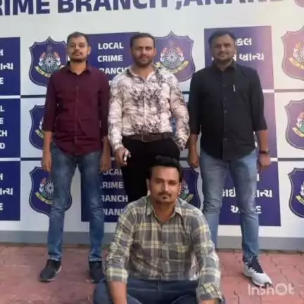 સોજીત્રા: સોજીત્રા ચોકડીએથી નાસતા ફરતા આરોપીને એલસીબી પોલીસે ઝડપી પાડ્યો