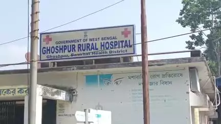সন্দেশখালি ১: রায়পুর খেয়াঘাটে বাইক সহ এক ব্যক্তি নৌকায় উঠতে গিয়ে নদীতে পড়ে গুরুতর জখম