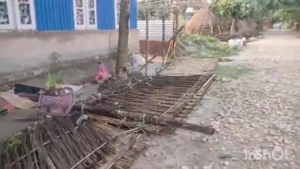 দক্ষিণ শালমাৰা: চিৰাকুটি অঞ্চলত প্ৰচণ্ড ধুমুহা-বৰষুণ, ঠায়ে ঠায়ে বিস্তৰ ক্ষতিসাধন