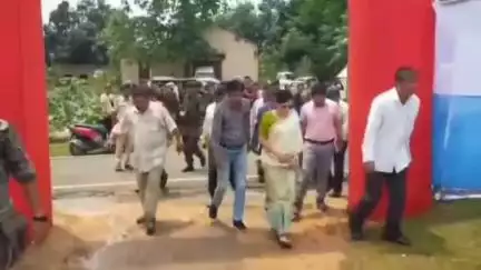 কাঞ্চনপুর: দক্ষতা উন্নয়ন অধিদপ্তর ত্রিপুরা সরকারের  উদ্যোগে লালজুরি RD ব্লকের মাঠে চাকরি মেলার উদ্বোধন করেন মন্ত্রী শান্তনা চাকমা