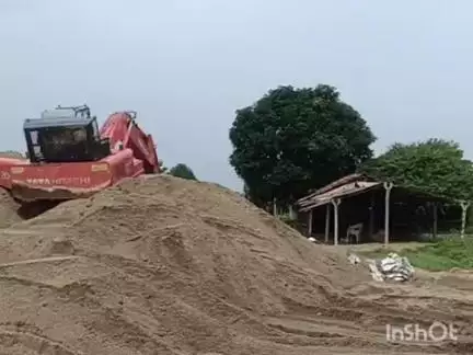 चिमूर: करोडो रुपयांचे विकास कामे चालू परंतु रेती घाटाचे लिलाव नाहीत चिमुर येथील घटना