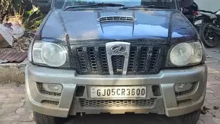 શિનોર: સિનોર પોલીસમાં સ્ચેશનમા SMCની રેડમા તેરસા ગામે વિદેશી દારૂના 108,6079  ના મુદામાલ સાથે બે ઈસમો ની ધરપકડ કરતા ચકચાક