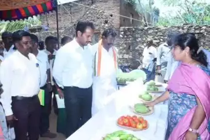 வீரகேரளம்புதூர்: மாவட்ட ஆட்சித் தலைவர் தலைமையில் மனுநீதி நாள் முகாம் நடைபெற்றது