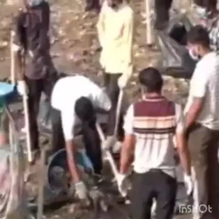 ઘાટલોડિયા: સાબરમતી આશ્રમ પાછળ સાબરમતી નદીમાં સફાઇ અભિયાન