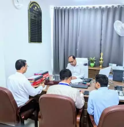 जिलाधिकारी, पटना द्वारा जिला कोषागार कार्यालय का निरीक्षण किया गया।