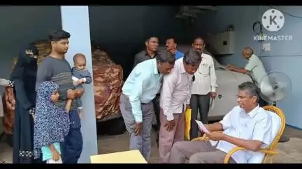 ಗೋಕಾಕ: ಗೋಕಾಕ ಗೃಹಕಚೇರಿಯಲ್ಲಿ ಇಂದು ಸಾರ್ವಜನಿಕರ ಅಹವಾಲು ಆಲಿಸಿ,ಸಮಸ್ಯೆಗಳಿಗೆ ಸೂಕ್ತ ಪರಿಹಾರ ನೀಡಿದ ಸಚಿವ ಸತೀಶ ಜಾರಕಿಹೊಳಿ