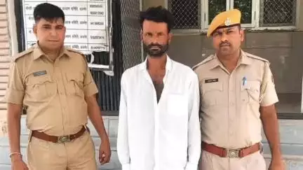 केकड़ी: जालिया तृतीय की उचित मूल्य की दुकान से गेहूं गबन मामले में 11 महीने से फरार आरोपी को सदर पुलिस ने किया गिरफ्तार