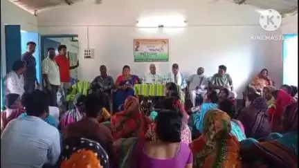 সাঁকরাইল: রোহিনীতে মহিলা তৃণমূল কংগ্রেসের উদ্যোগে আয়োজিত হল অঞ্চলে আঁচল কর্মসূচি, উপস্থিত বিধায়ক ডাঃ খগেন্দ্রনাথ মাহাতো