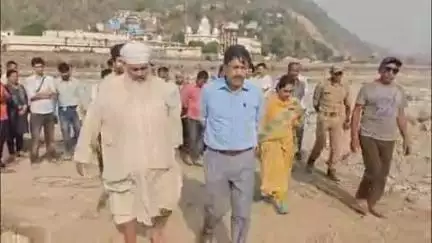 पाटी: आगामी तीन दिवसीय जोड़ मेले के दृष्टिगत जिलाधिकारी ने मेला स्थल का स्थलीय निरीक्षण किया, अधिकारियों को दिए आवश्यक निर्देश