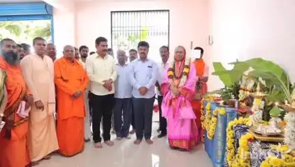 ಶಿಕಾರಿಪುರ: ಶಿರಾಳಕೊಪ್ಪದಲ್ಲಿ ಶ್ರೀಶೈಲ ಮಠದ ಗುರುಗಳ ಆಶೀರ್ವಾದ ಪಡೆದ ಬಿ.ವೈ.ವಿಜಯೇಂದ್ರ