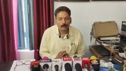 स्वारघाट: स्कूल छात्राओं की सुरक्षा के लिए जूडो-कराटे का प्रशिक्षण स्कूलों में दिया जा रहा, प्रधानाचार्य ने दी जानकारी
