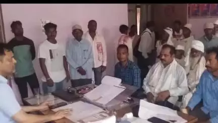 सेन्हा: सेन्हा में थाना दिवस का आयोजन, जमीन से जुड़े मामलों का निपटारा