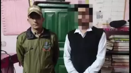 डीडीहाट: डीडीहाट पुलिस ने नशे में वाहन चलाने वाले चालक को किया गिरफ्तार