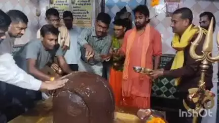 कोटर: कलेक्टर ने बिरसिंहपुर में निर्माण कार्यों का निरीक्षण किया