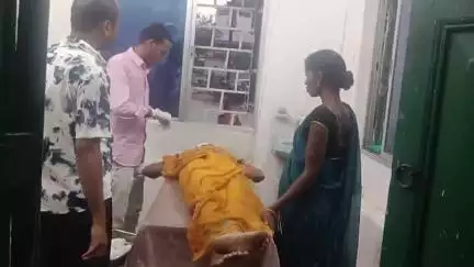 प्रतापपुर: कठौन पुल के पास अज्ञात मोटरसाइकिल की चपेट में आई महिला घायल