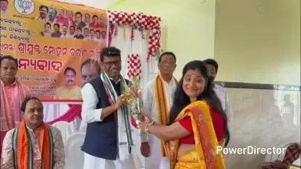 ଯଶିପୁର: ଧାନ କିଣାରେ ସ୍ବଚ୍ଛତା ଆଣିଥିବାରୁ କରଞ୍ଜିଆ ଠାରେ  ଆୟୋଜିତମୁଖ୍ୟମନ୍ତ୍ରୀ ଙ୍କୁ ଧନ୍ୟବାଦ ଜ୍ଞାପନ କାର୍ଯ୍ୟକ୍ରମ ରେ ଯୋଗ ଦେଲେ ମନ୍ତ୍ରୀ