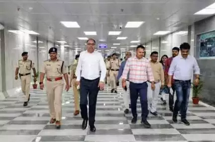 जिलाधिकारी, पटना द्वारा पटना रेलवे स्टेशन के निकट मल्टी–मॉडल हब एवं सब-वे का निरीक्षण किया गया।