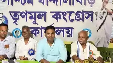 দেশপ্রাণ: দেবেন্দ্র অঞ্চল তৃণমূল কংগ্রেসের নেতৃত্বদের নিয়ে সাংগঠনিক আলোচনা আজ অনুষ্ঠিত হয়।এই সভায় উপস্থিত ছিলেন বিকাশ চন্দ্র বেজ