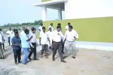 சங்கரன்கோயில்: வளர்ச்சி திட்ட பணிகளை ஆய்வு மேற்கொண்ட மாவட்ட ஆட்சித் தலைவர் கமல் கிஷோர்