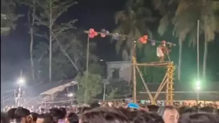 পিংলা: পিংলার জলচক তিলেশ্বর জিউর মন্দিরে চড়ক দেখতে শয়ে শয়ে ভক্তদের ভিড়