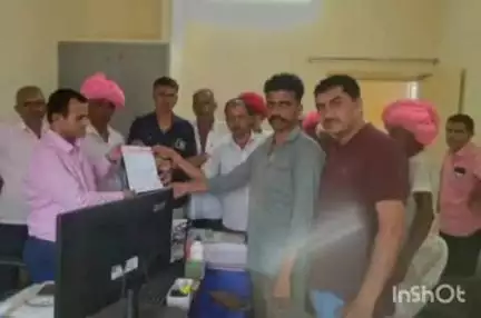 देसूरी: देसूरी में बिजली विभाग पर लापरवाही का आरोप, ट्रांसफॉर्मर बदलने में देरी, मीटर लगाने में आनाकानी और अवैध वसूली का आरोप