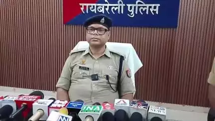 सलोन पुलिस टीम द्वारा एटीएम मशीन से छेड़छाड़ कर पैसे चुराने वा बंद पड़े मकानों से चोरी करने वाले 02अभियुक्त गिरफ्तार,,