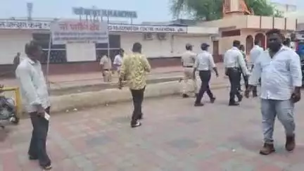 खंडवा रेलवे मजिस्ट्रेट साहब की 3 घंटे धूप में खड़े रहने की मेहनत से खंडवा यातायात विभाग  हुआ सक्रिय